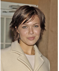 2472_mandy-moore-d-h